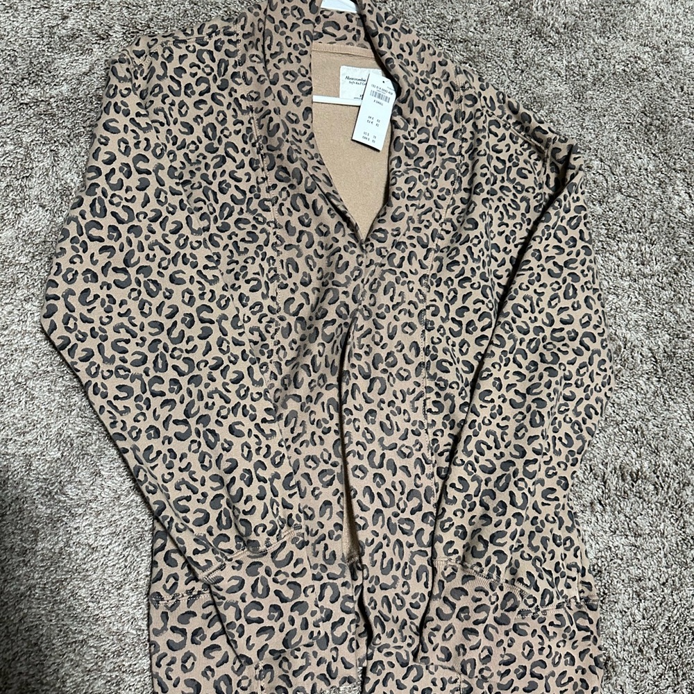 Abercrombie open front
